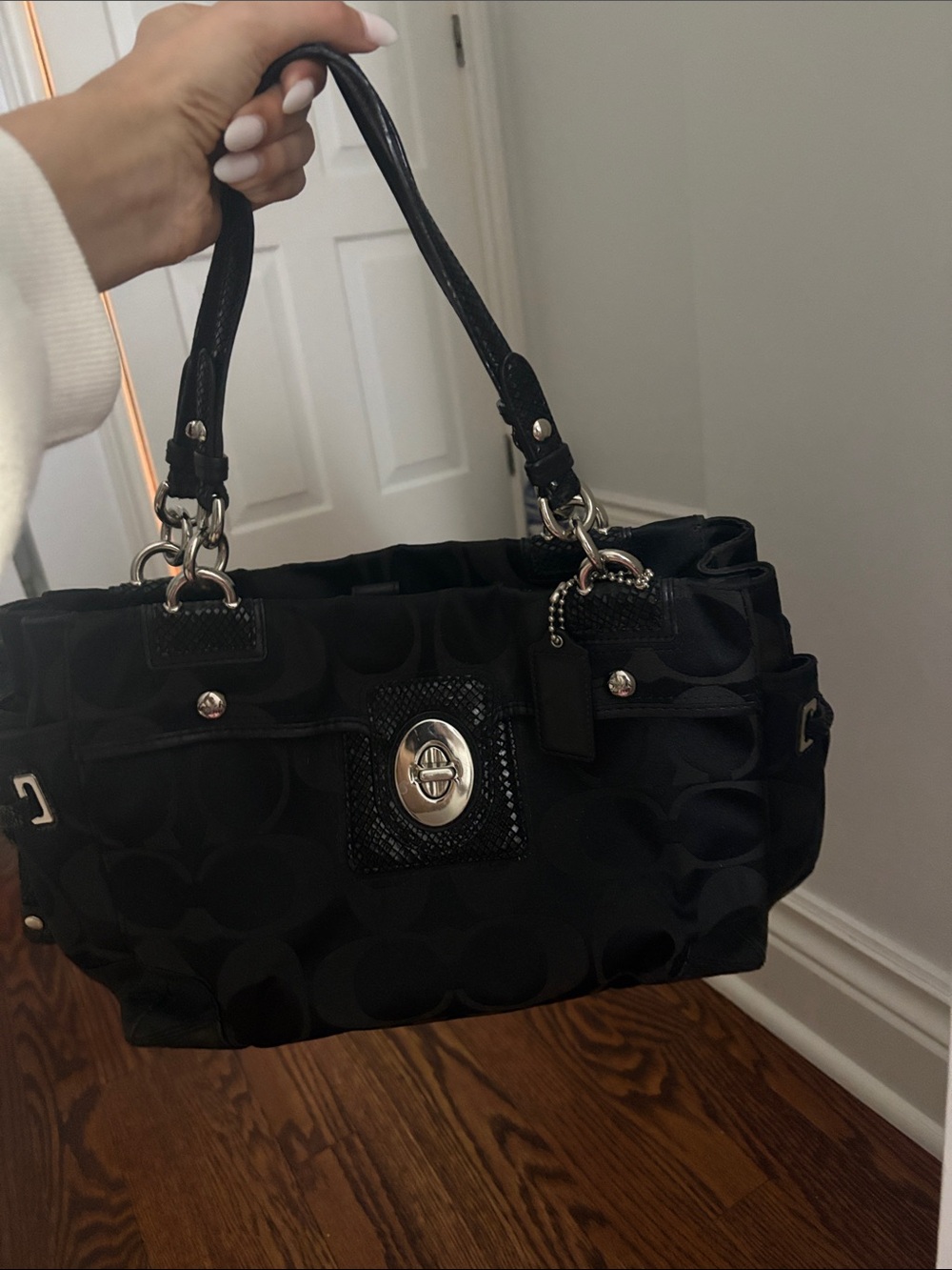 Coach Black Signature Turnlock Shoulder Bag with Silver Hardware